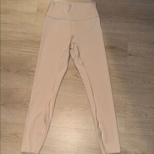 ALO Yoga High-Waisted Macadamia Leggings**worn 2x